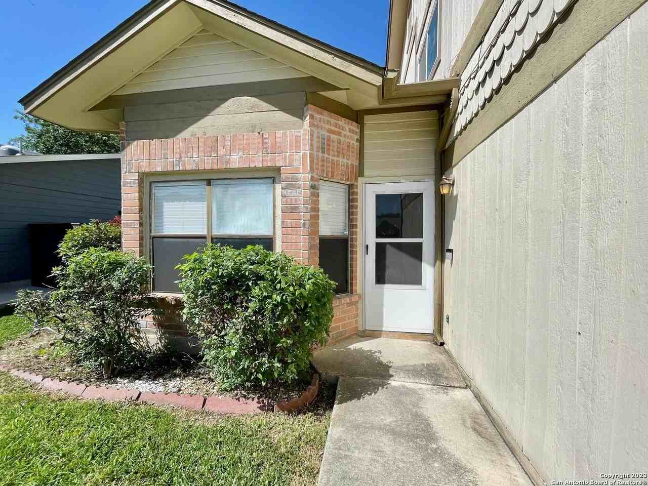 6111 Quail Feather Ln - Photo 3 of 18