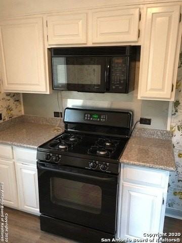 138 El Monte Blvd - Photo 4 of 13