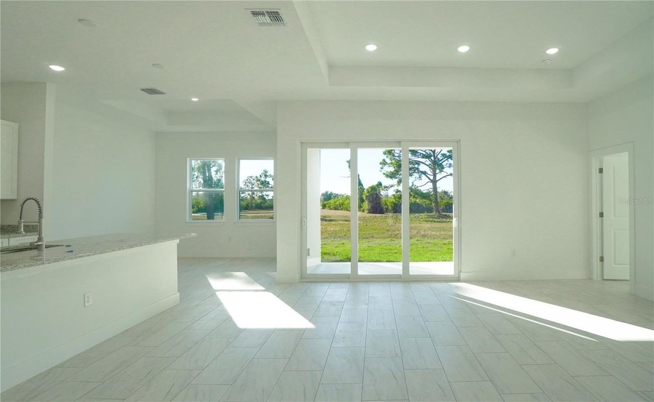 52 Brig Cir E - Photo 2 of 41