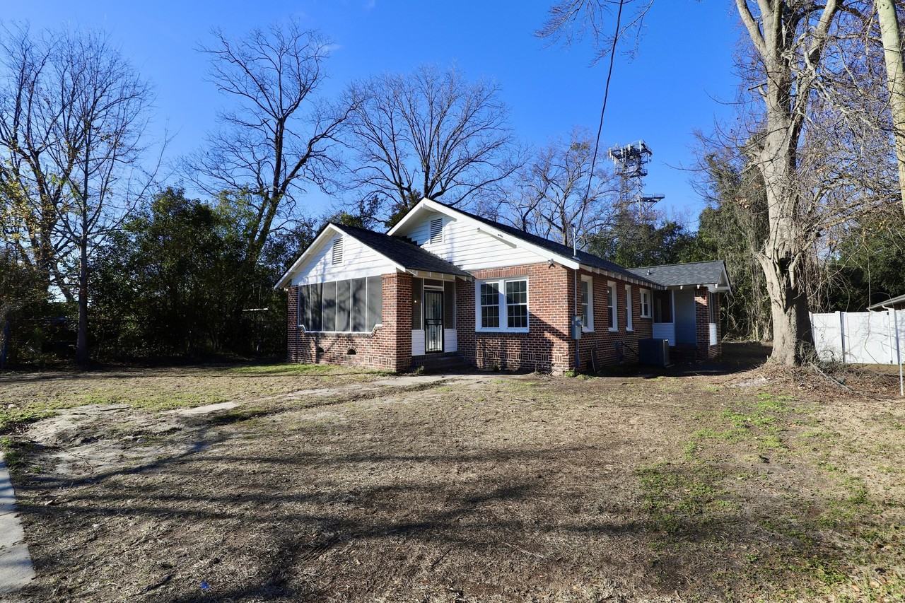 11 Kendrick St - Photo 3 of 50