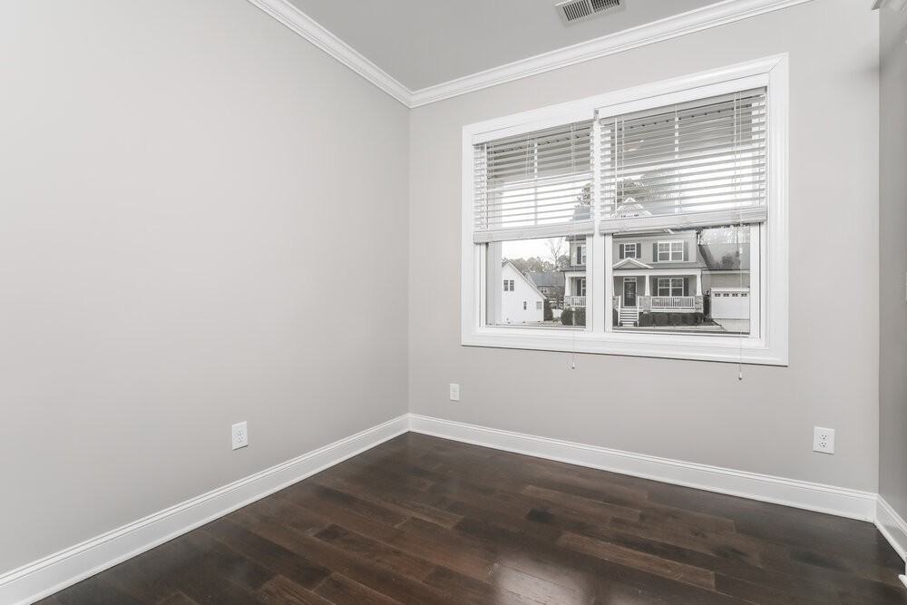 190 Grey Hawk Dr - Photo 5 of 17