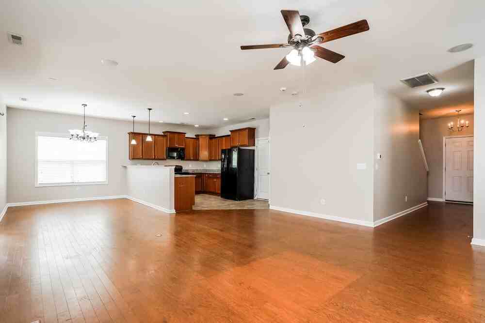 115 Switchback St - Photo 5 of 22