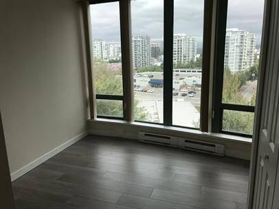 5911 Fullerton #1104 - Photo 4 of 9