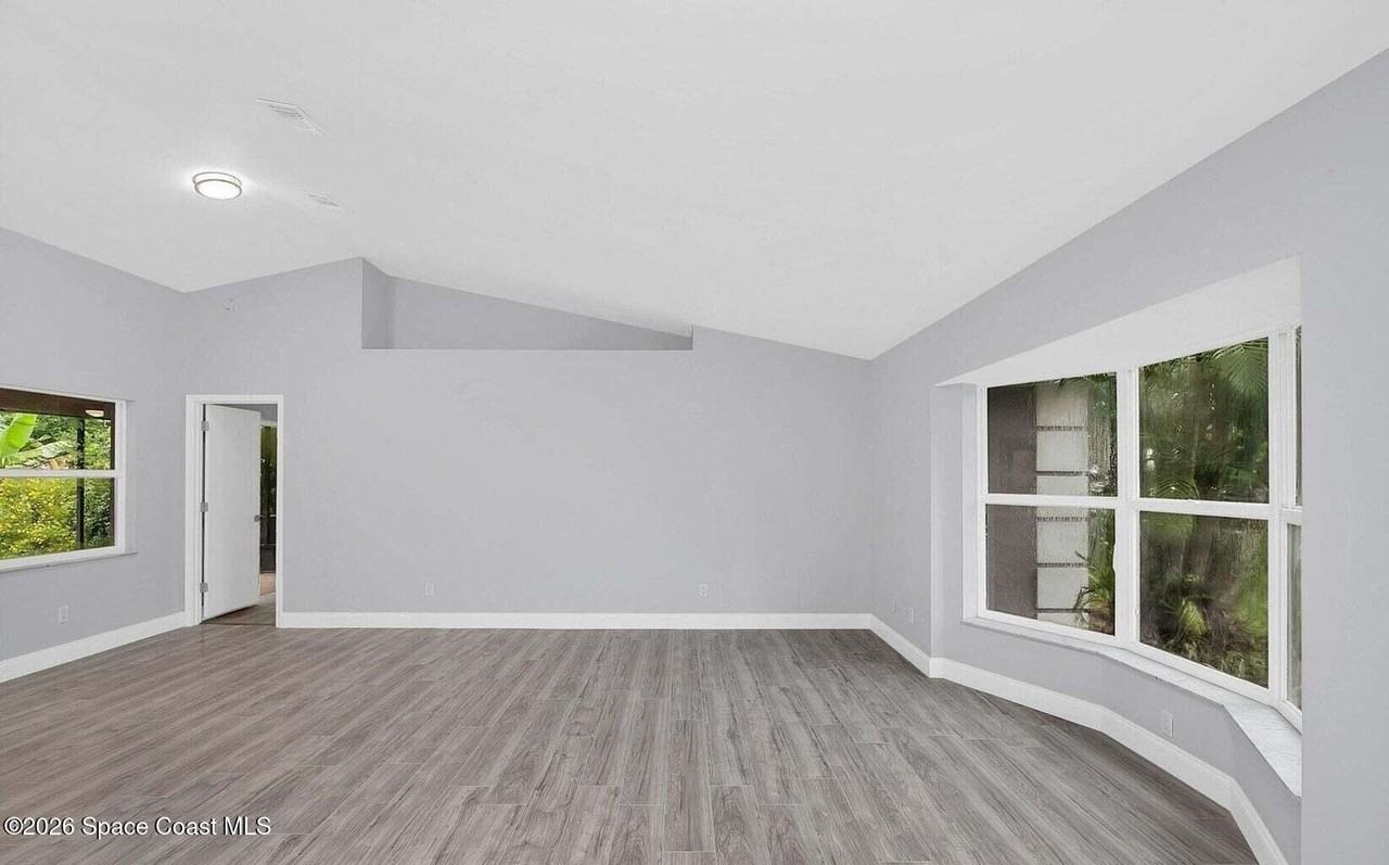 614 Elmont St Nw - Photo 6 of 13