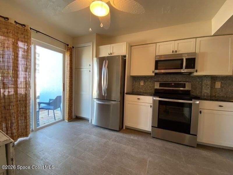 403 Hayes Ave - Photo 7 of 32