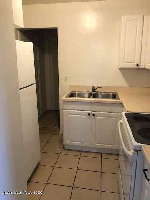 360 Saint Regis Dr - Photo 3 of 4