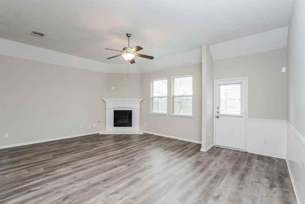 3214 Bainbridge Hill Ln - Photo 5 of 19