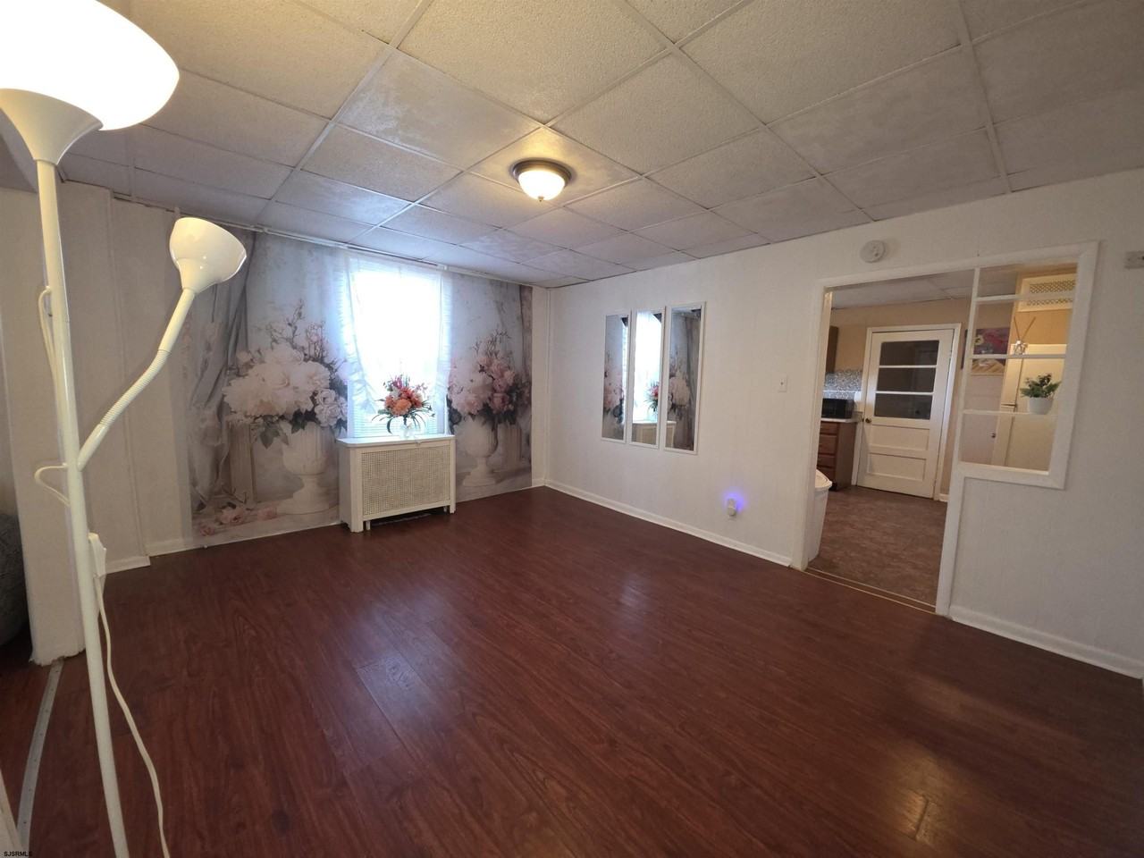 604 N Indiana Ave - Photo 6 of 31