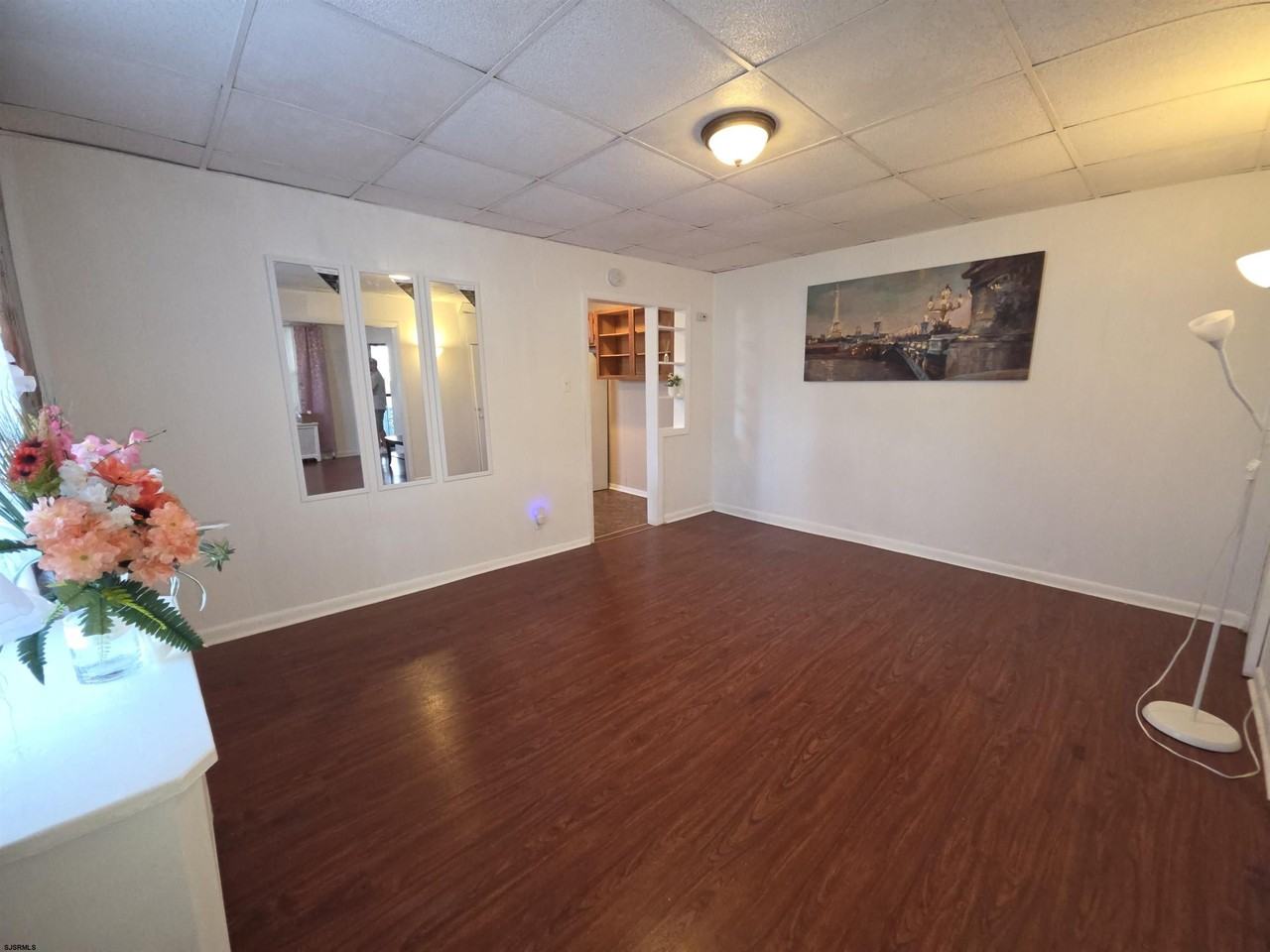 604 N Indiana Ave - Photo 7 of 31