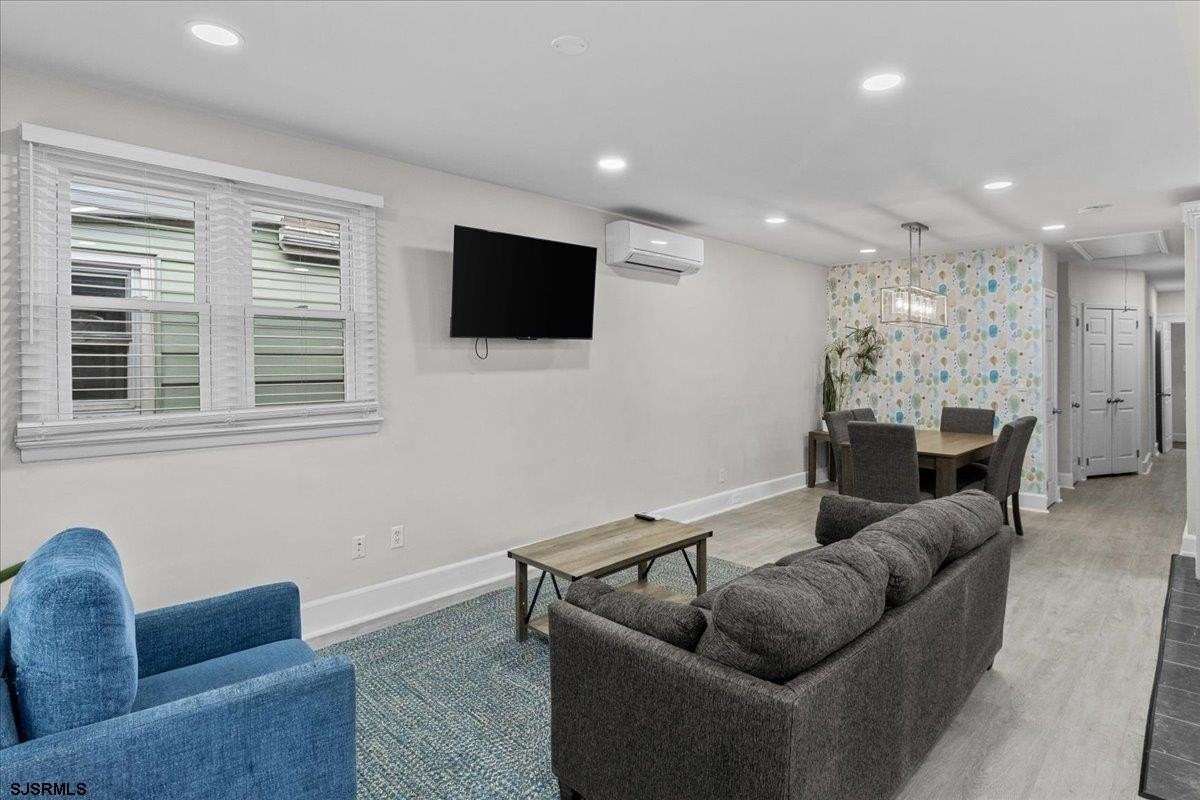 506 N New Jersey Ave - Photo 3 of 20