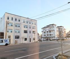 101 S Victoria Ave - Photo 1 of 1