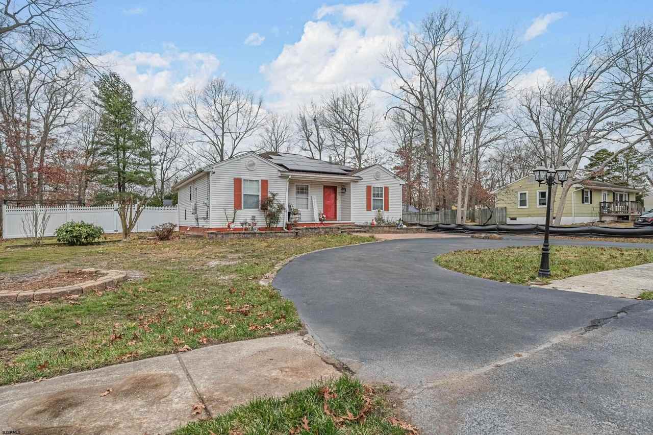 303 Martin L King Ave - Photo 3 of 28