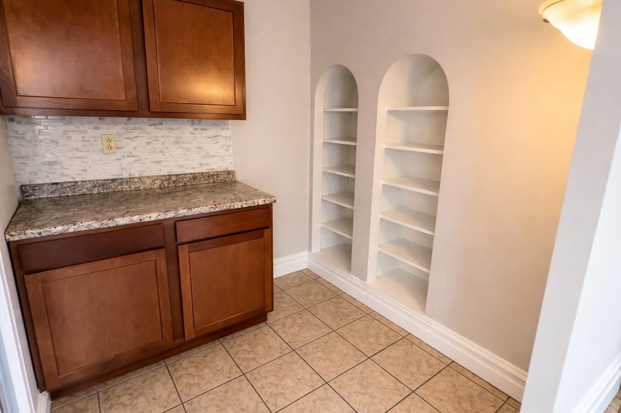 331 MELWOOD AVENUEAPT 1 #331-01 - Photo 2 of 9