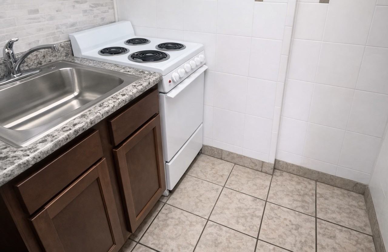 331 MELWOOD AVENUEAPT 1 #331-01 - Photo 7 of 9