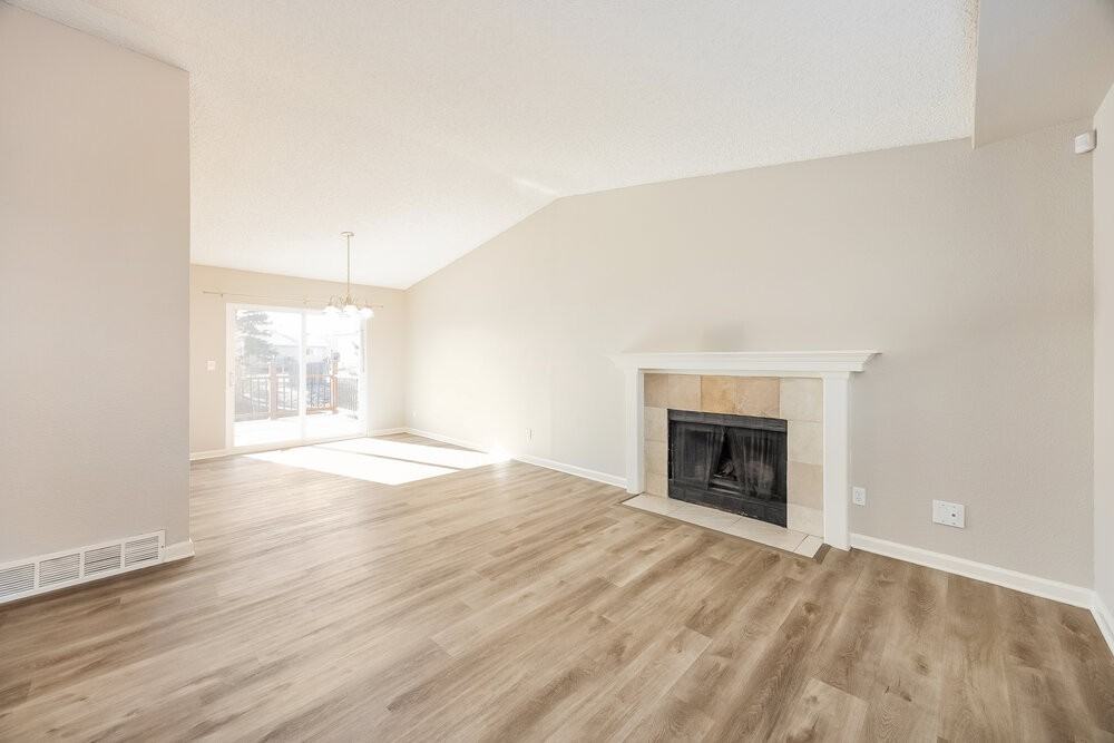 1760 Moran Ct - Photo 4 of 17