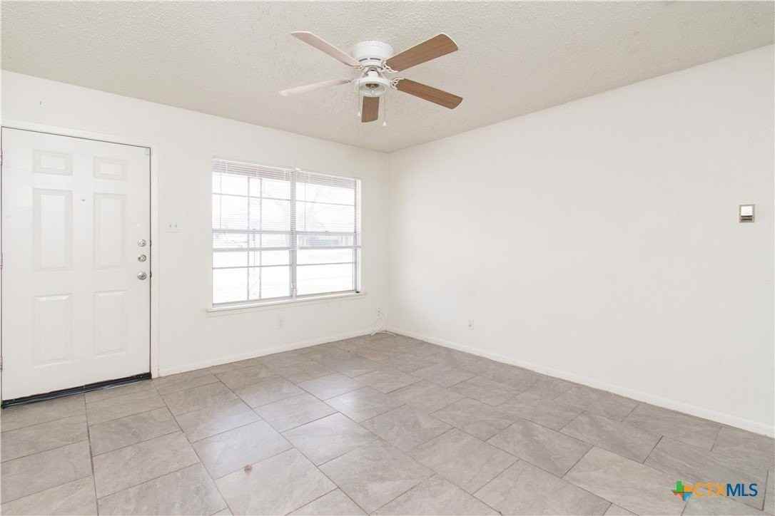 1513 Janis Dr Unit A #A - Photo 3 of 13