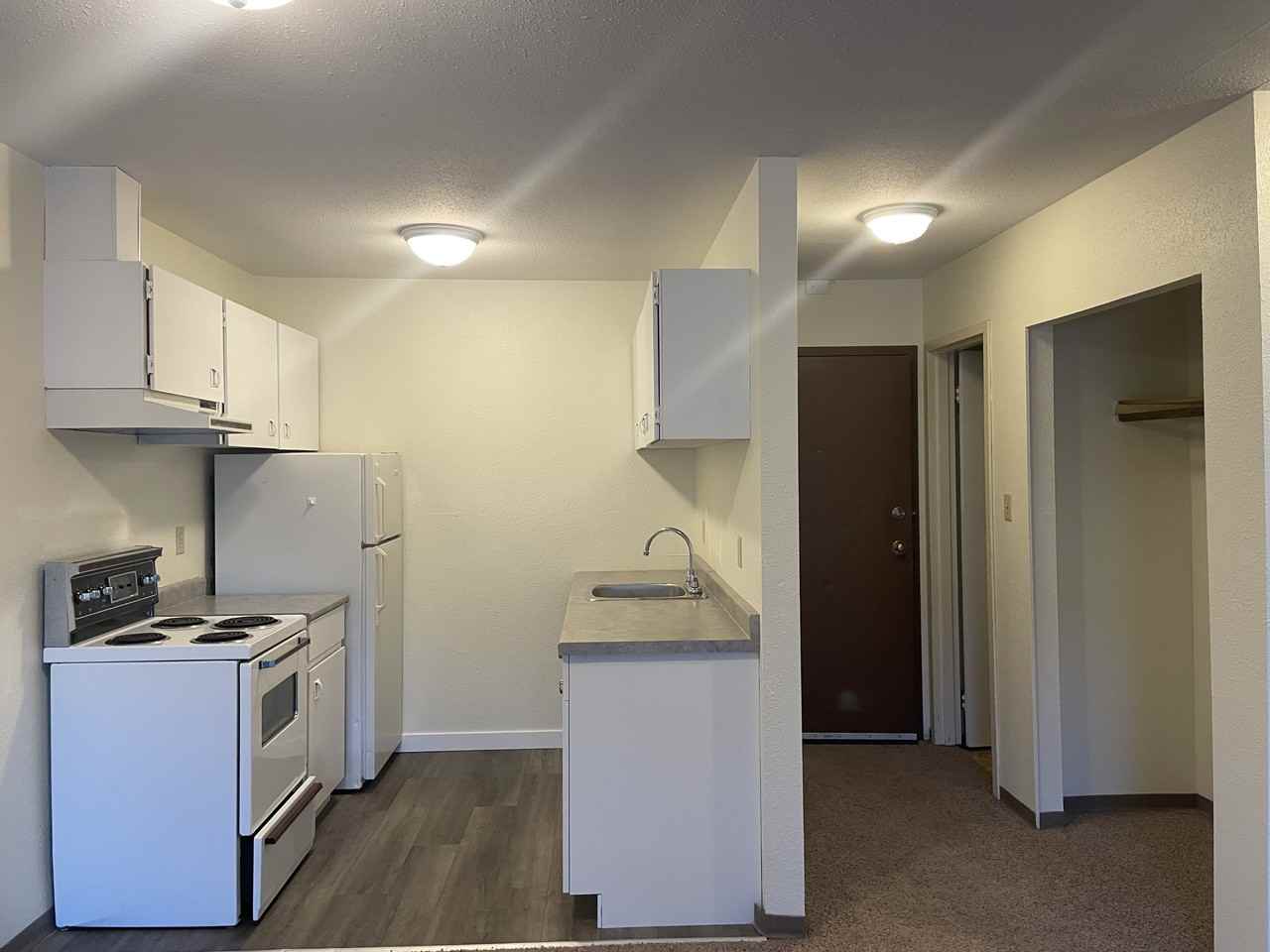 8604 87 Ave #302 - Photo 2 of 7