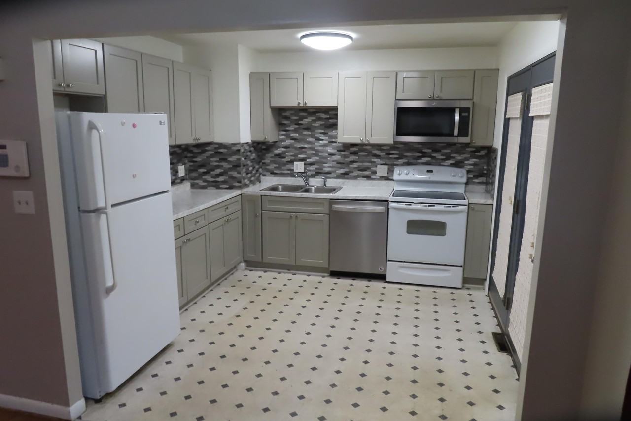 4500 Keeler Dr #4500 - Photo 2 of 43