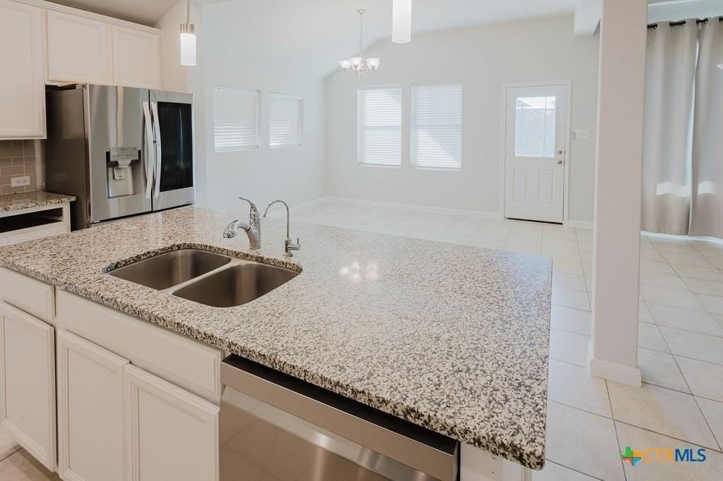 632 Ridgemeadow Dr - Photo 3 of 24