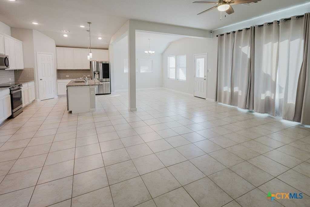 632 Ridgemeadow Dr - Photo 4 of 24