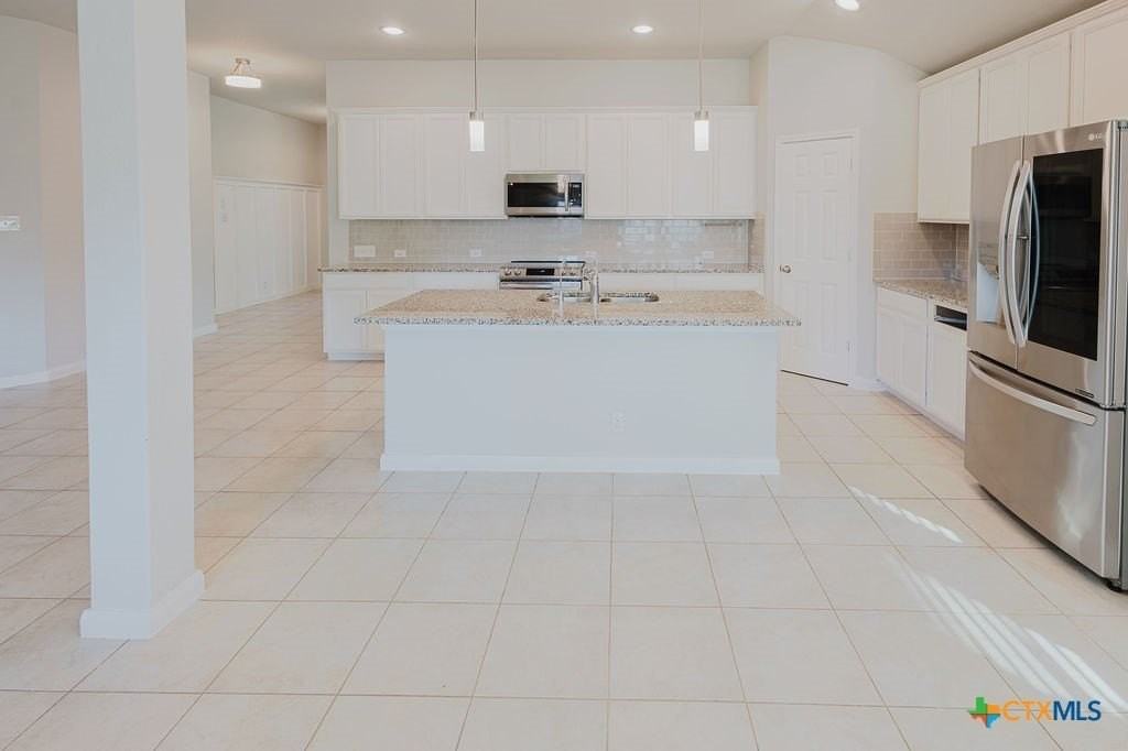 632 Ridgemeadow Dr - Photo 7 of 24