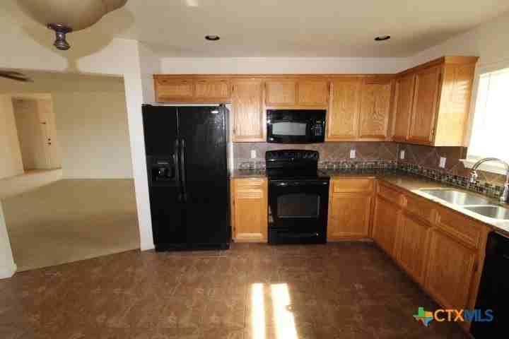 3517 Settlement Rd - Photo 7 of 14