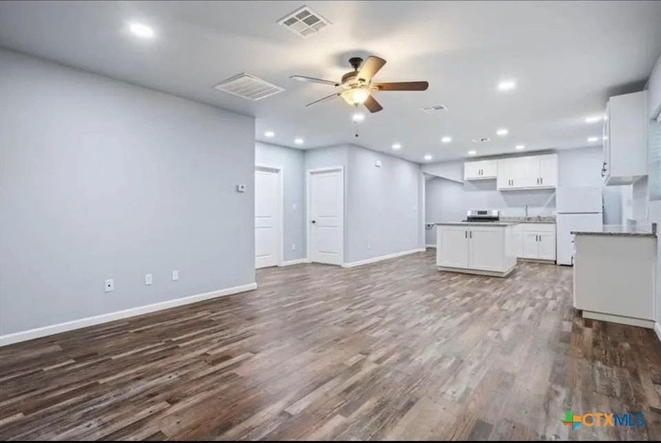 117 S Emma Unit B #B - Photo 4 of 18