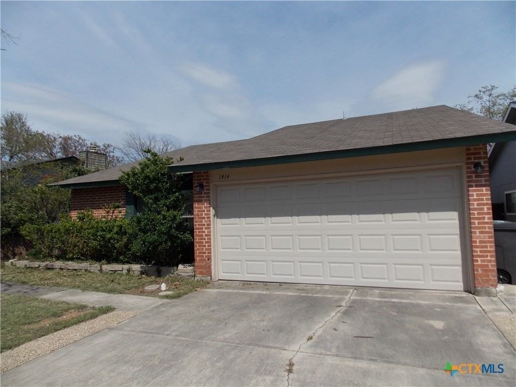 1414 Leander - Photo 2 of 23