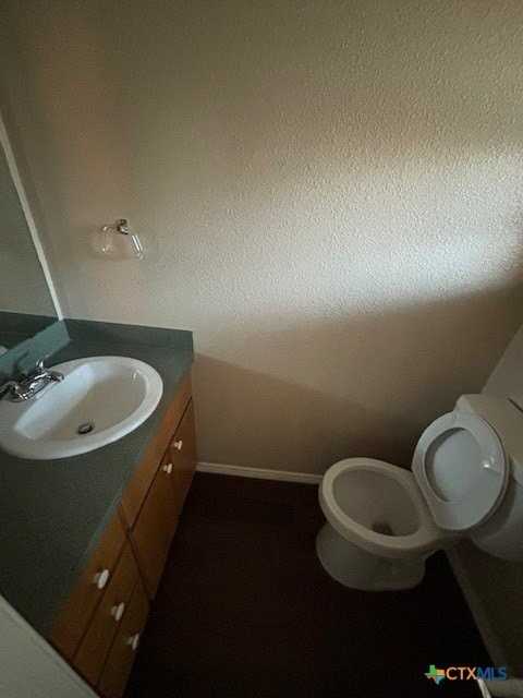 4304 Mattie Dr - Photo 4 of 9