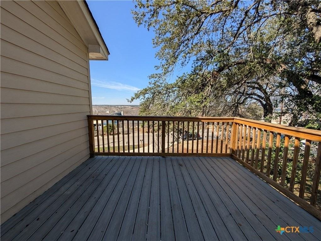 1270 Hillcrest Dr - Photo 5 of 41