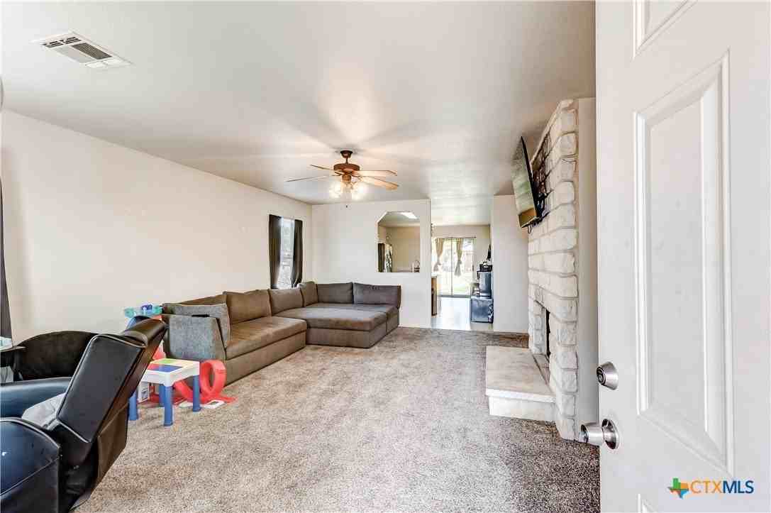 3413 Traverse Dr - Photo 5 of 30