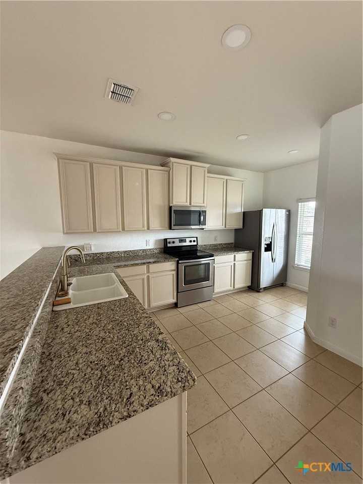 202 Posey Pass - Photo 4 of 14