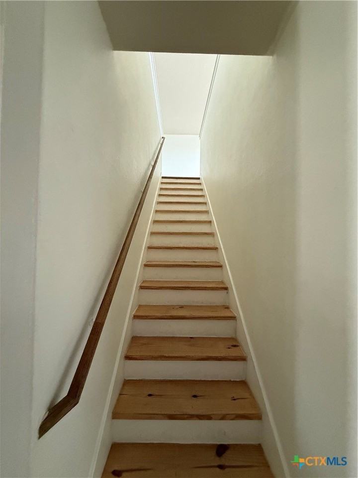 202 Posey Pass - Photo 6 of 14