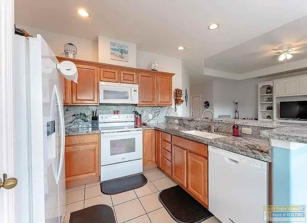 39 Torrey Pines Rd - Photo 2 of 9