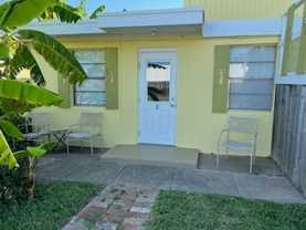 202 N Yturria St - Photo 1 of 1