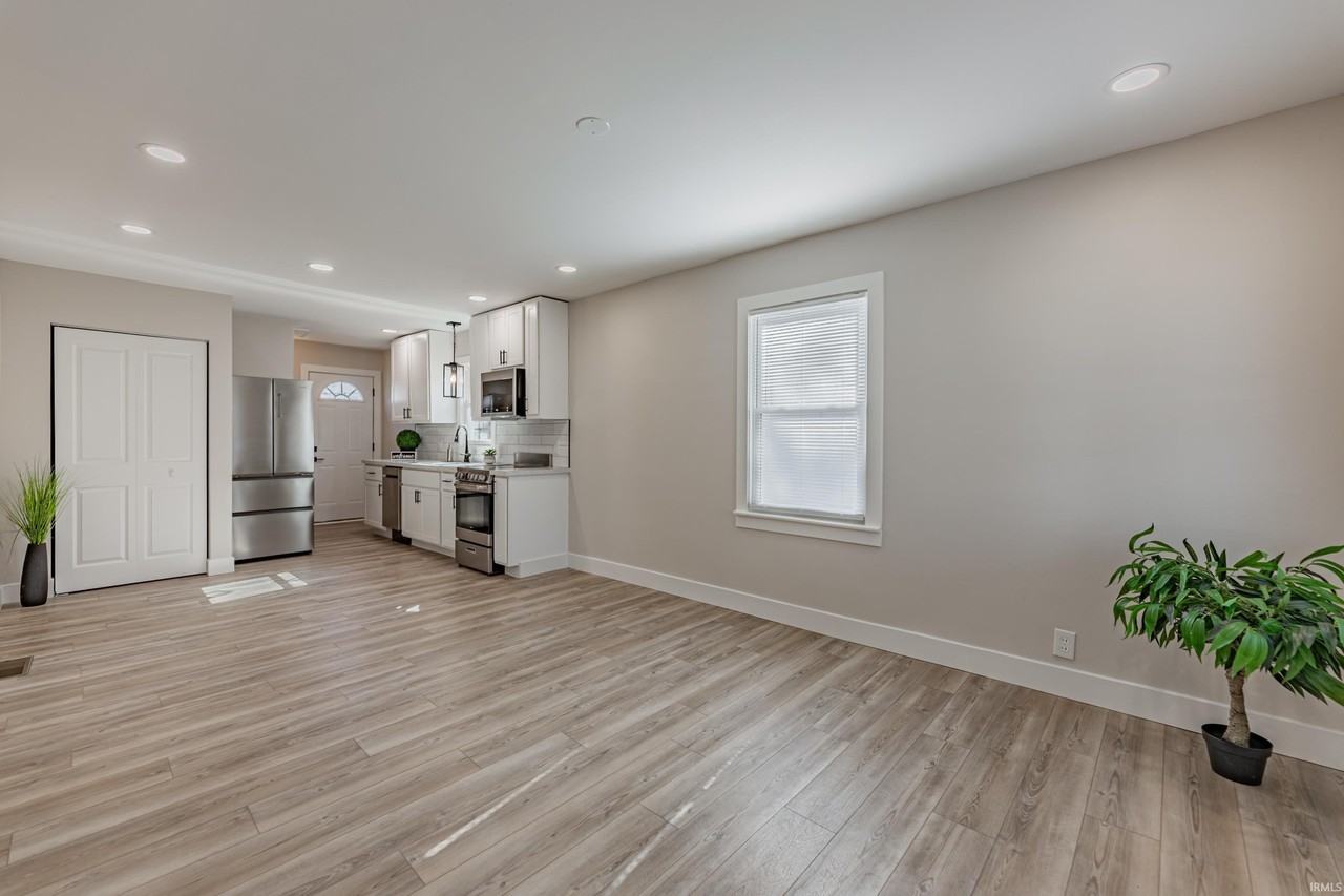 20 S Villa Dr - Photo 2 of 26