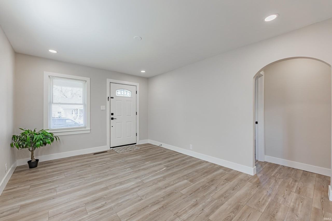 20 S Villa Dr - Photo 5 of 26