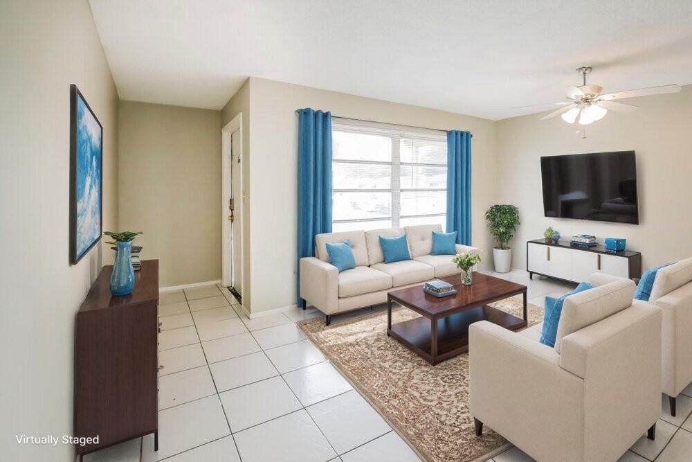 6885 Nw 27th Ct - Photo 3 of 19