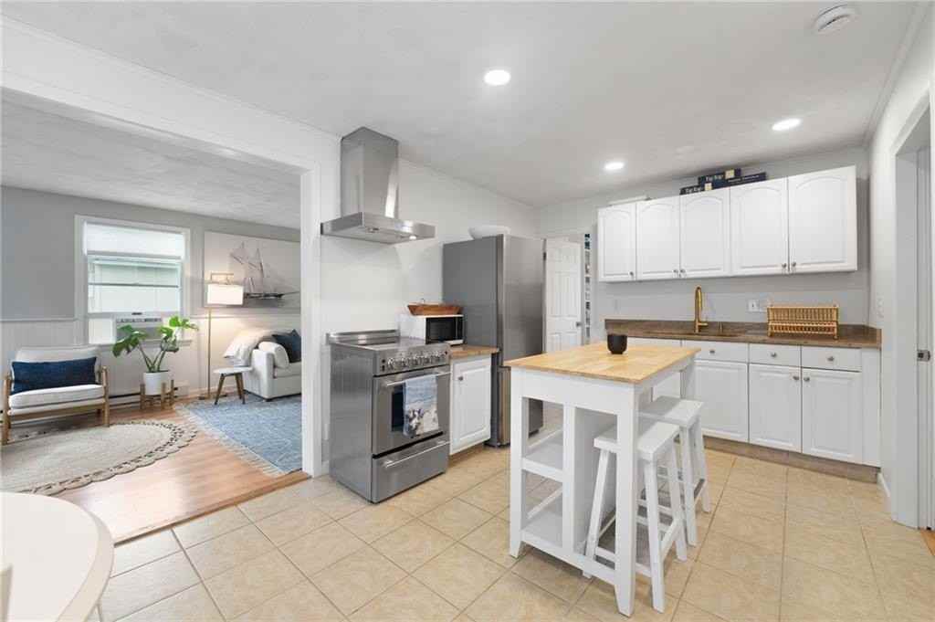 63 Buoy St - Photo 7 of 20