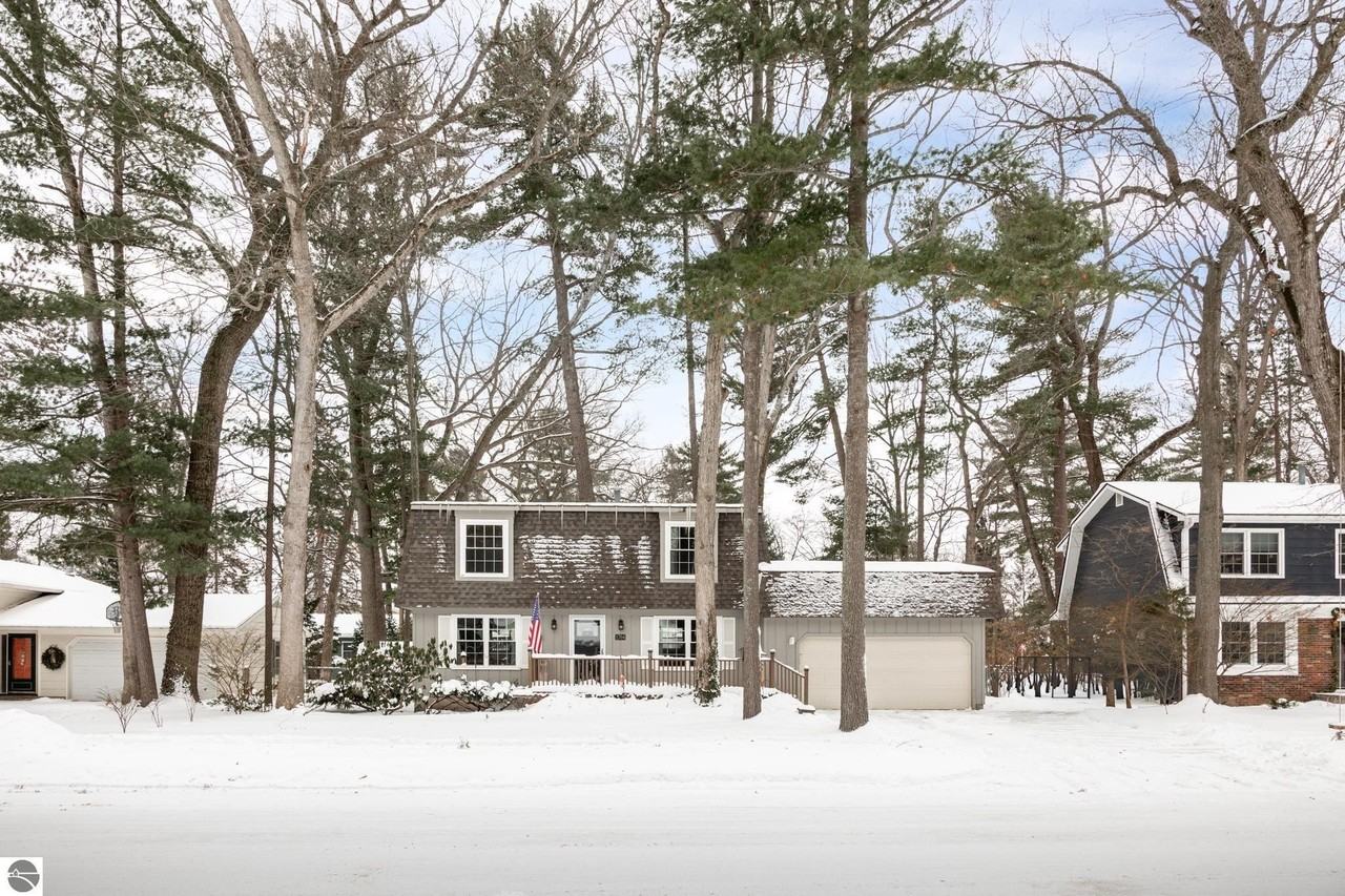 1704 Comanche St - Photo 5 of 45