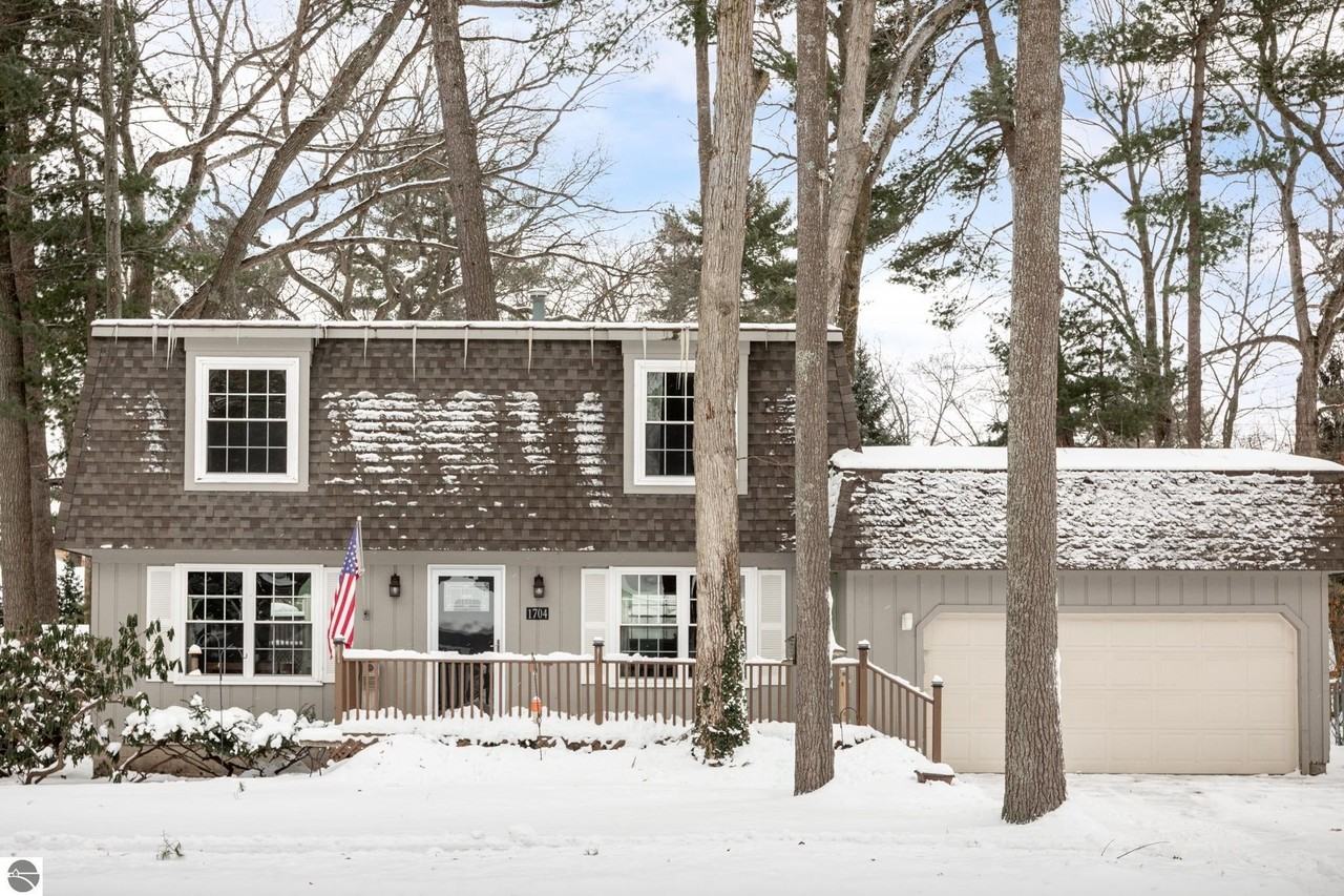 1704 Comanche St - Photo 6 of 45