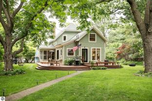 828 Washington St - Photo 1 of 1