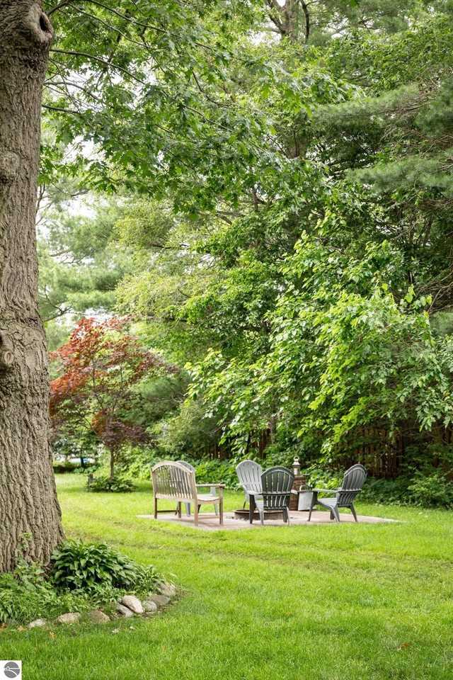 828 Washington St - Photo 7 of 50