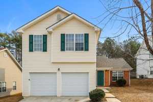 featured image of 4405 Gladewood Run