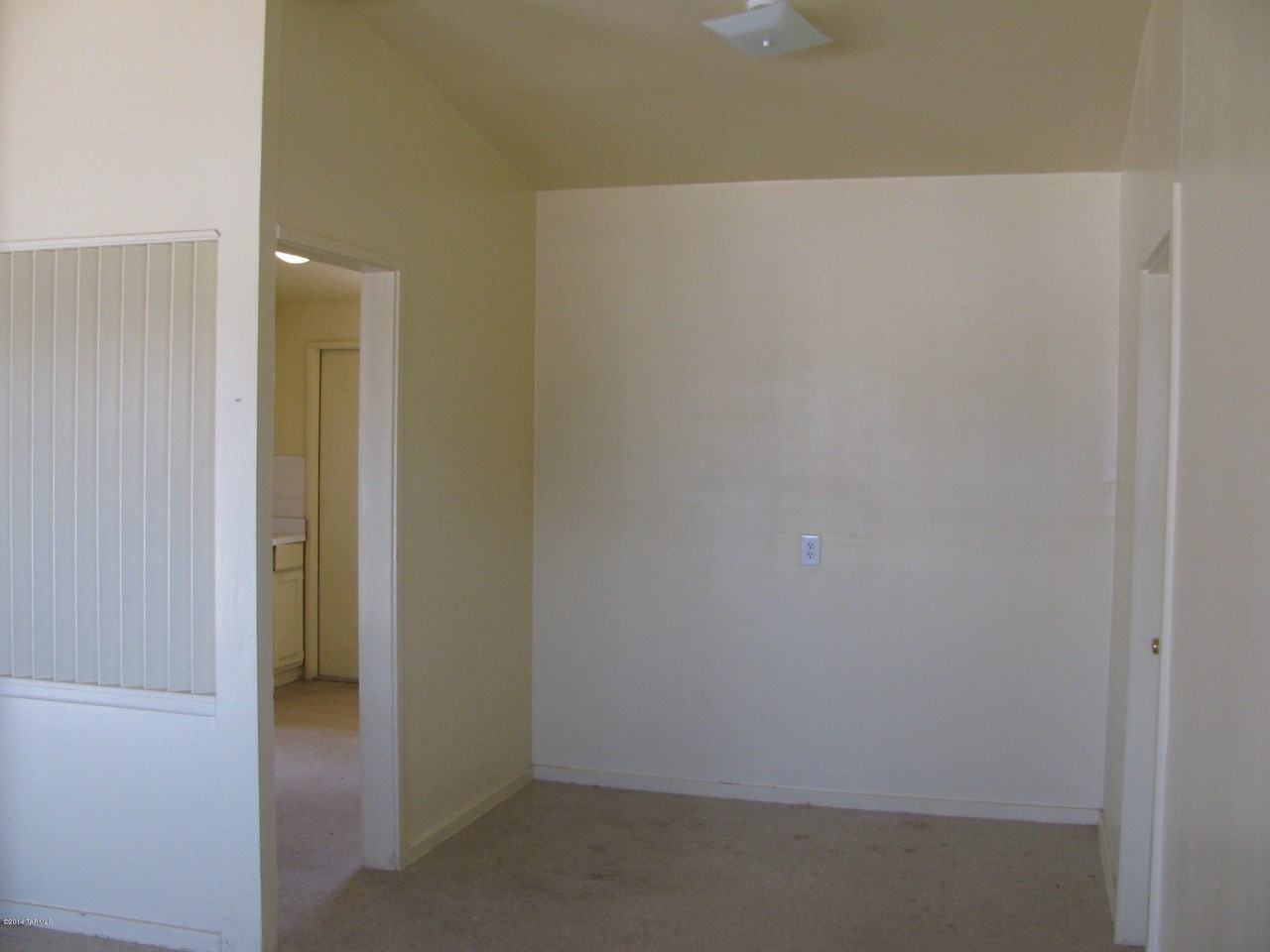 2411 E Menor Stra - Photo 3 of 10