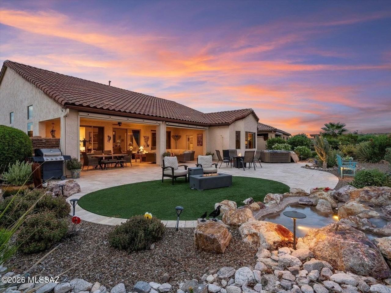 60233 E Ankole Dr - Photo 2 of 40