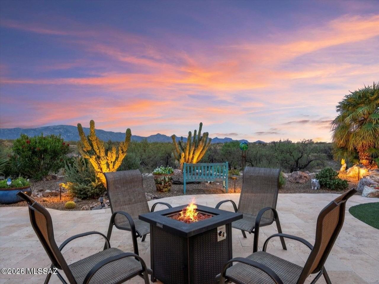 60233 E Ankole Dr - Photo 4 of 40