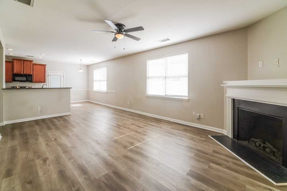 3732 Humber Ct - Photo 6 of 17