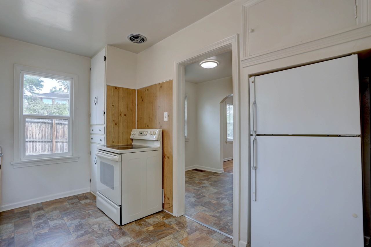 1902 Washington Ave #1 - Photo 6 of 23