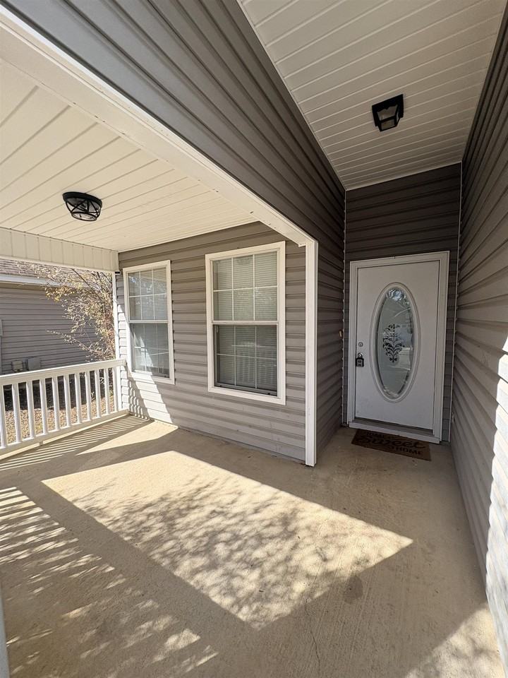 3256 Addison Ln - Photo 2 of 25